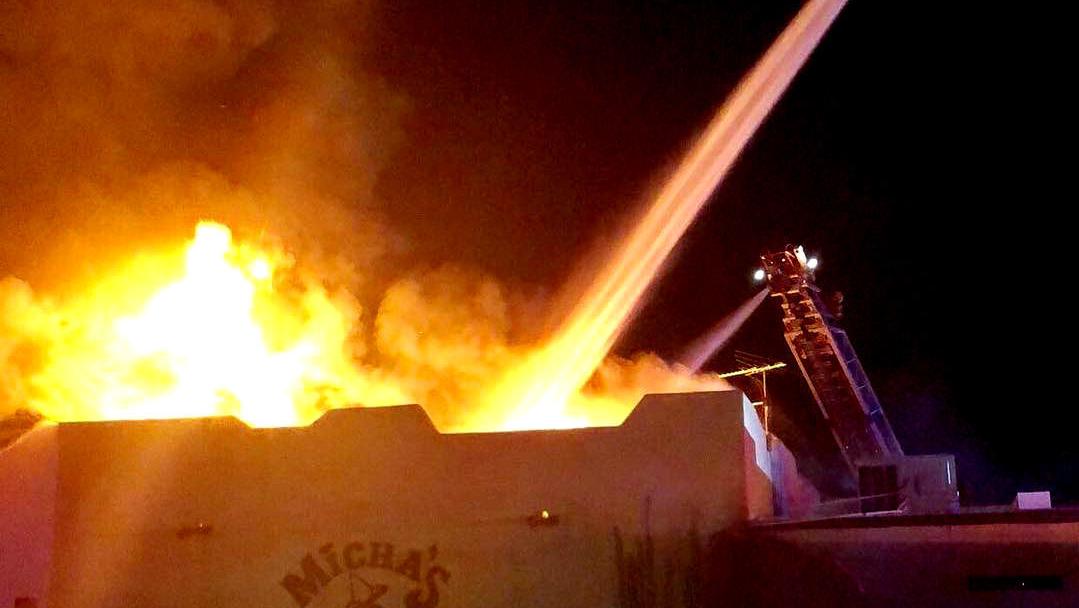 Fire damages Micha’s Restaurant in South Tucson: ‘There was no roof’